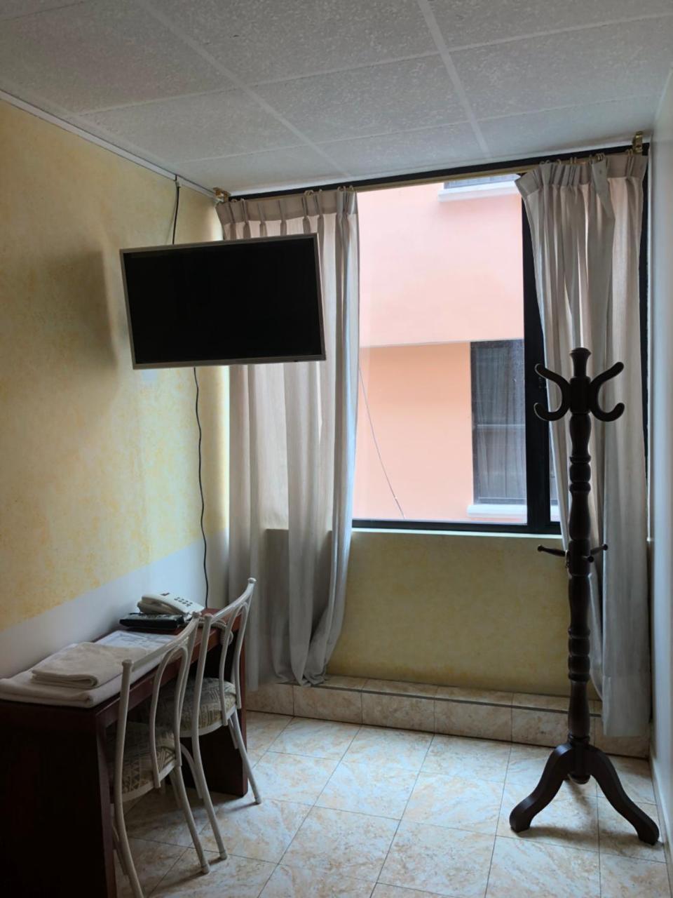 Hostal La Cocina Tipica Guaillabamba Dış mekan fotoğraf